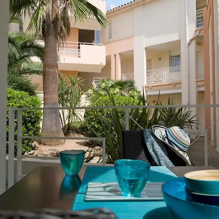 Cap Hermes 2/3p5/6p Std Fréjus